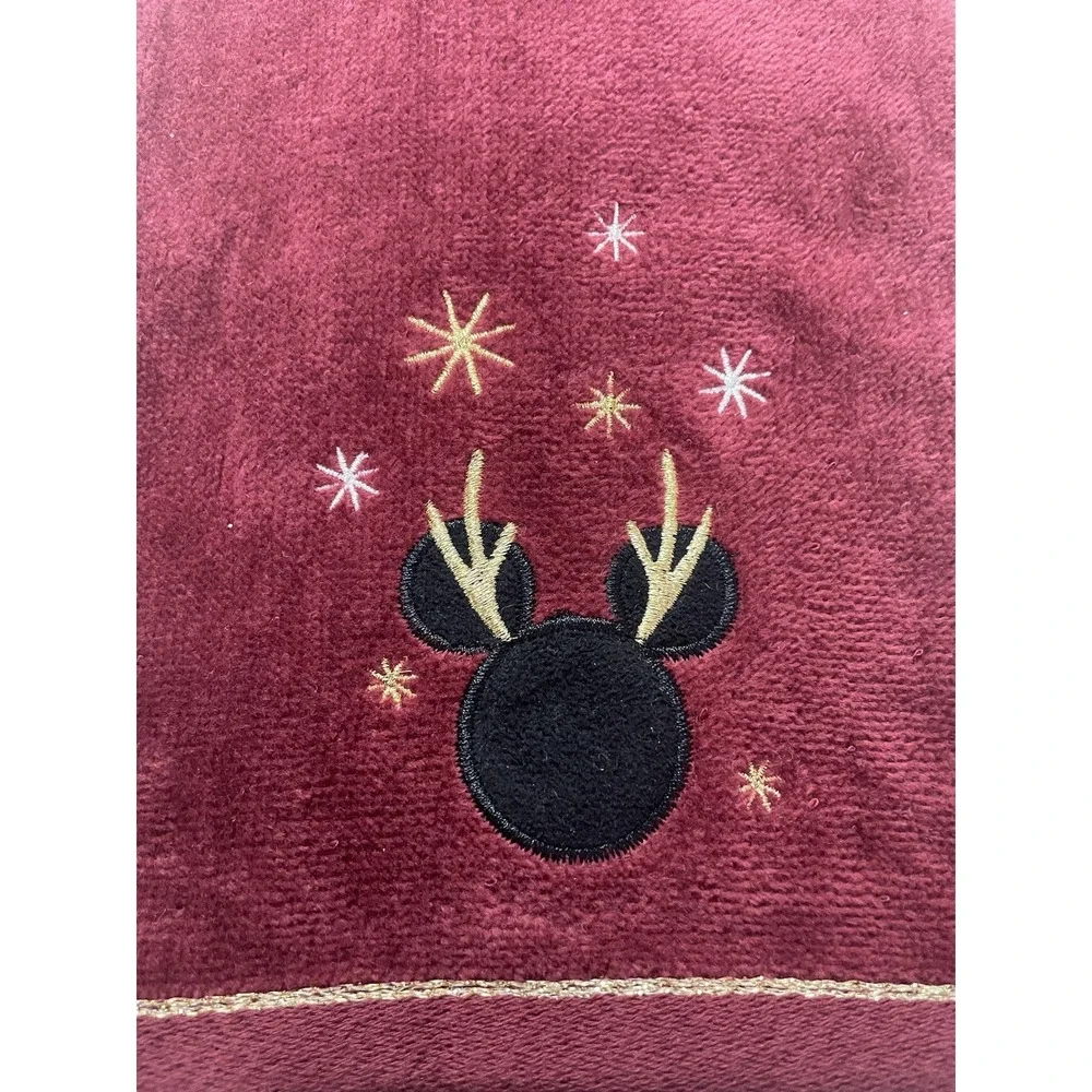 Mickey Mouse hand‎ towel, Christmas NWT